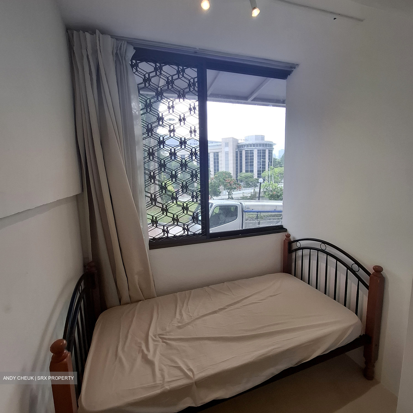 Hollywood Apartments (D9), Apartment #572166461